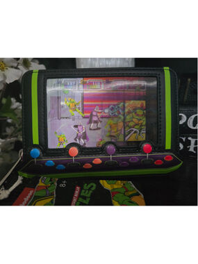 Loungefly Teenage Mutant Ninja Turtle Arcade Wallet NWT
